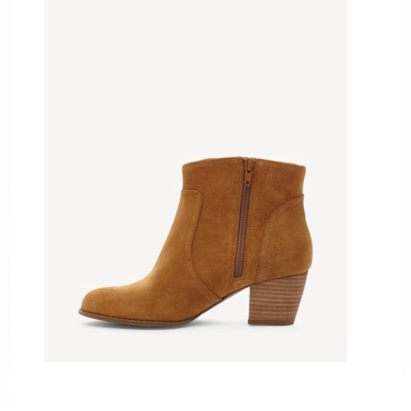 Style & Co. Shoes - Style & co Felaaf Lt Taupe Boot